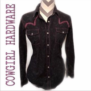 Women’s pearl snap